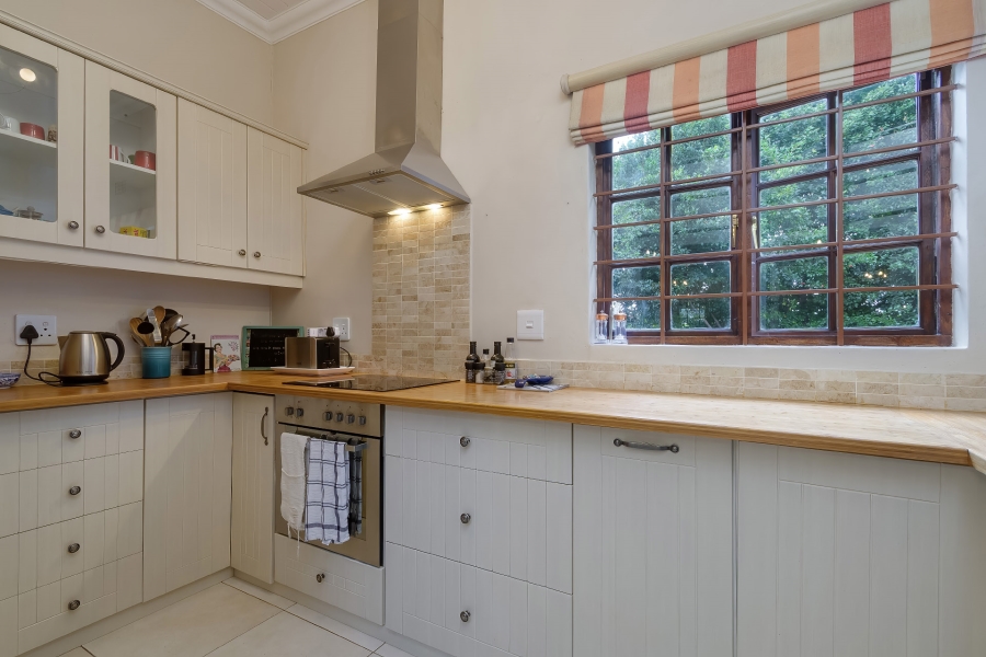 2 Bedroom Property for Sale in Claremont Western Cape